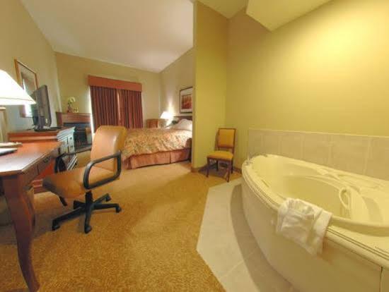 Country & By Radisson, Winchester, Va 3* Winchester