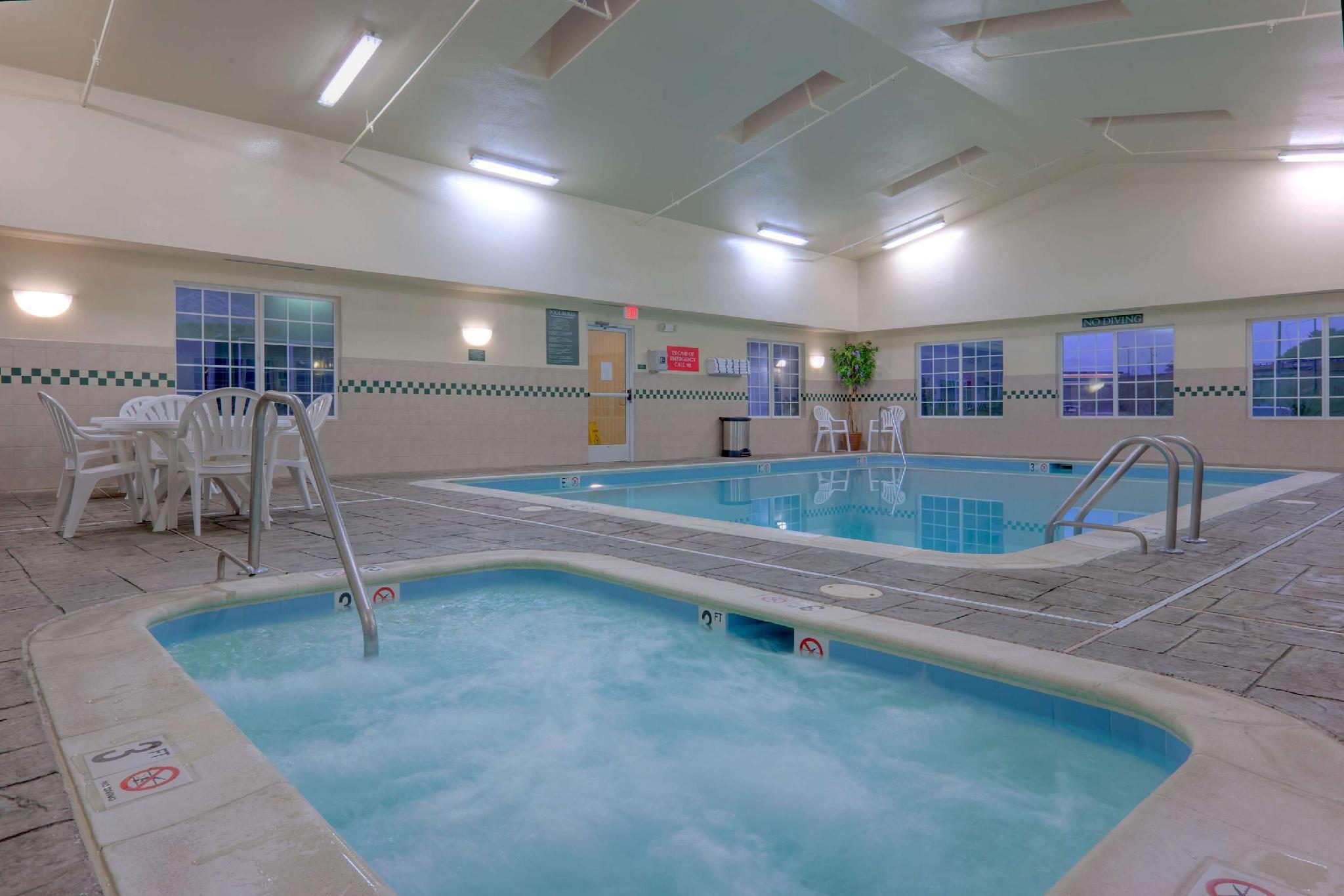 Country & By Radisson, Winchester, Va 3* Winchester