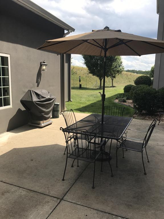 Country & By Radisson, Winchester, Va 3* Winchester