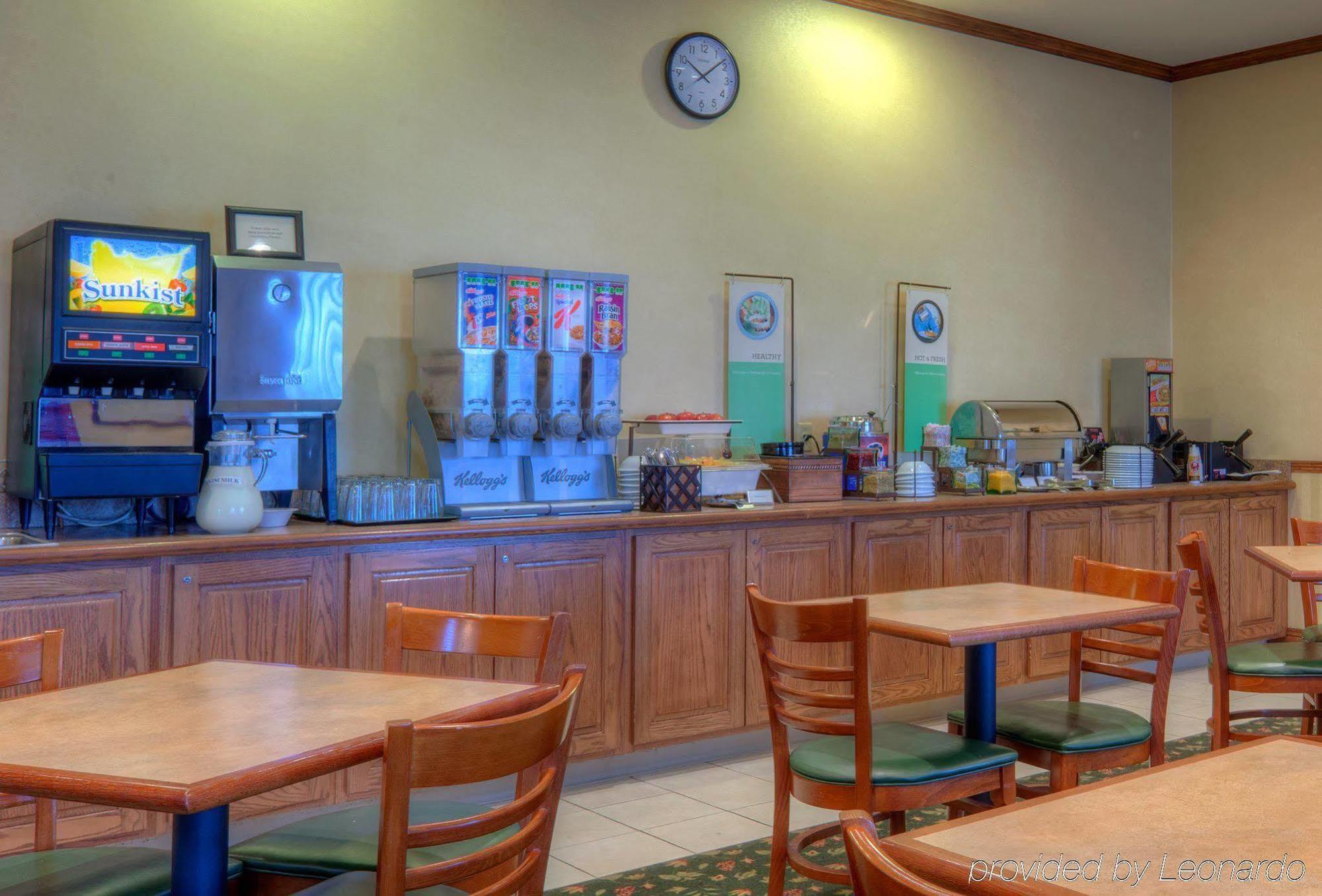Country & By Radisson, Winchester, Va Winchester