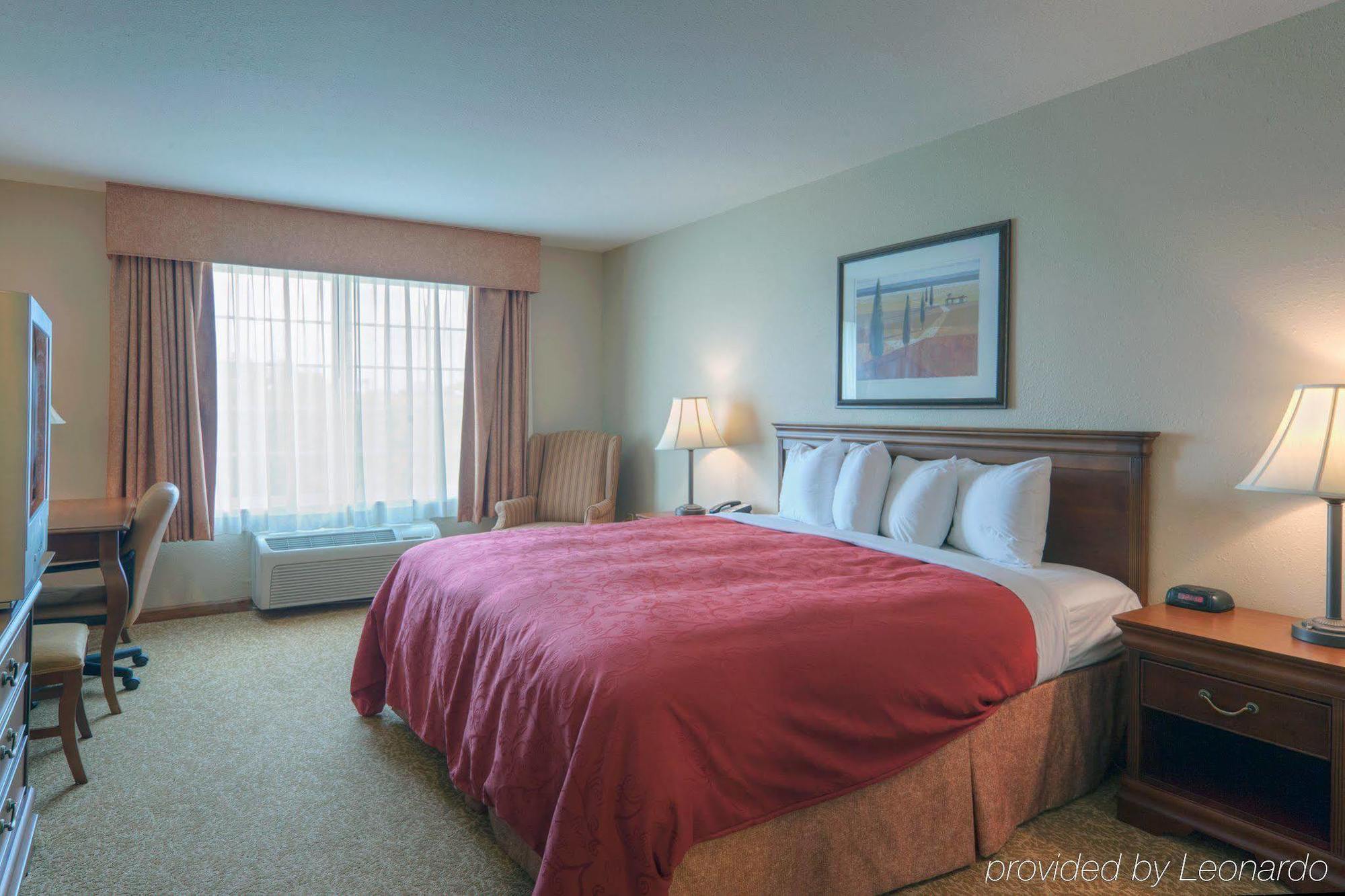 Hotel Country & By Radisson, Winchester, Va 3*