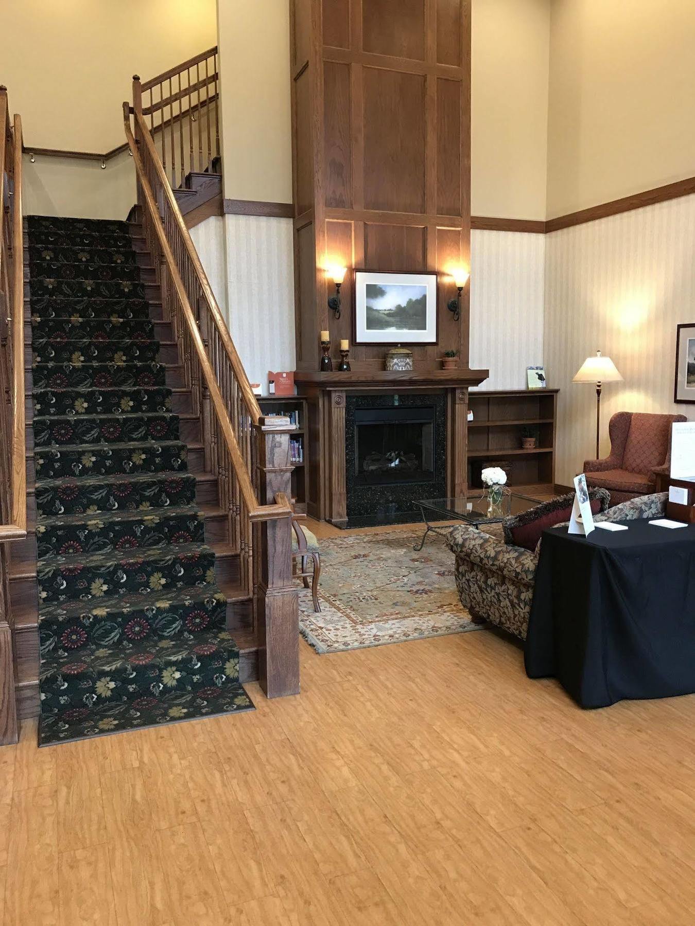 Country & By Radisson, Winchester, Va Hotel