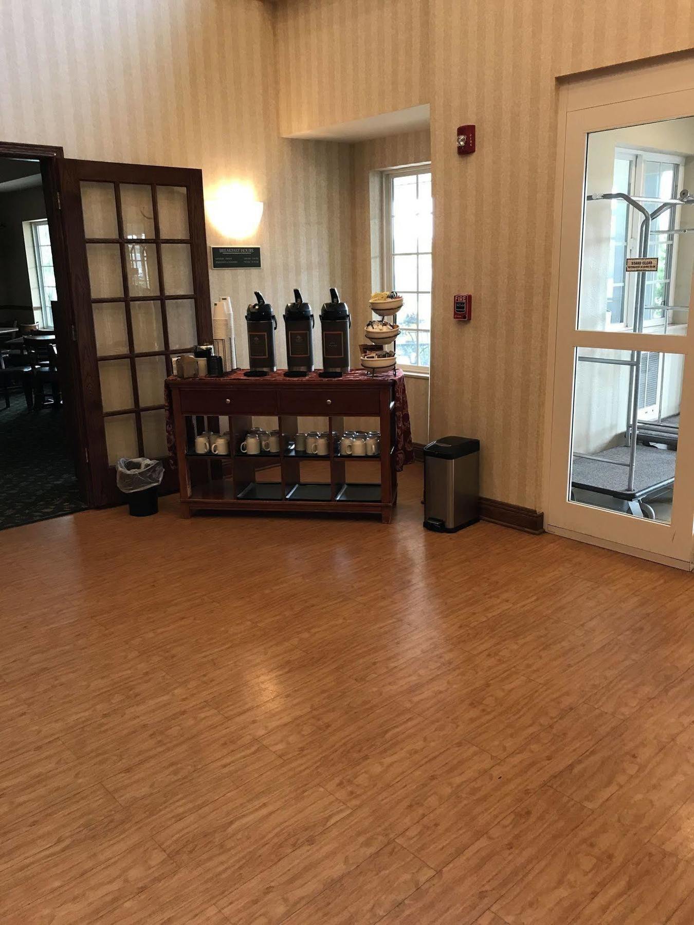 Country & By Radisson, Winchester, Va